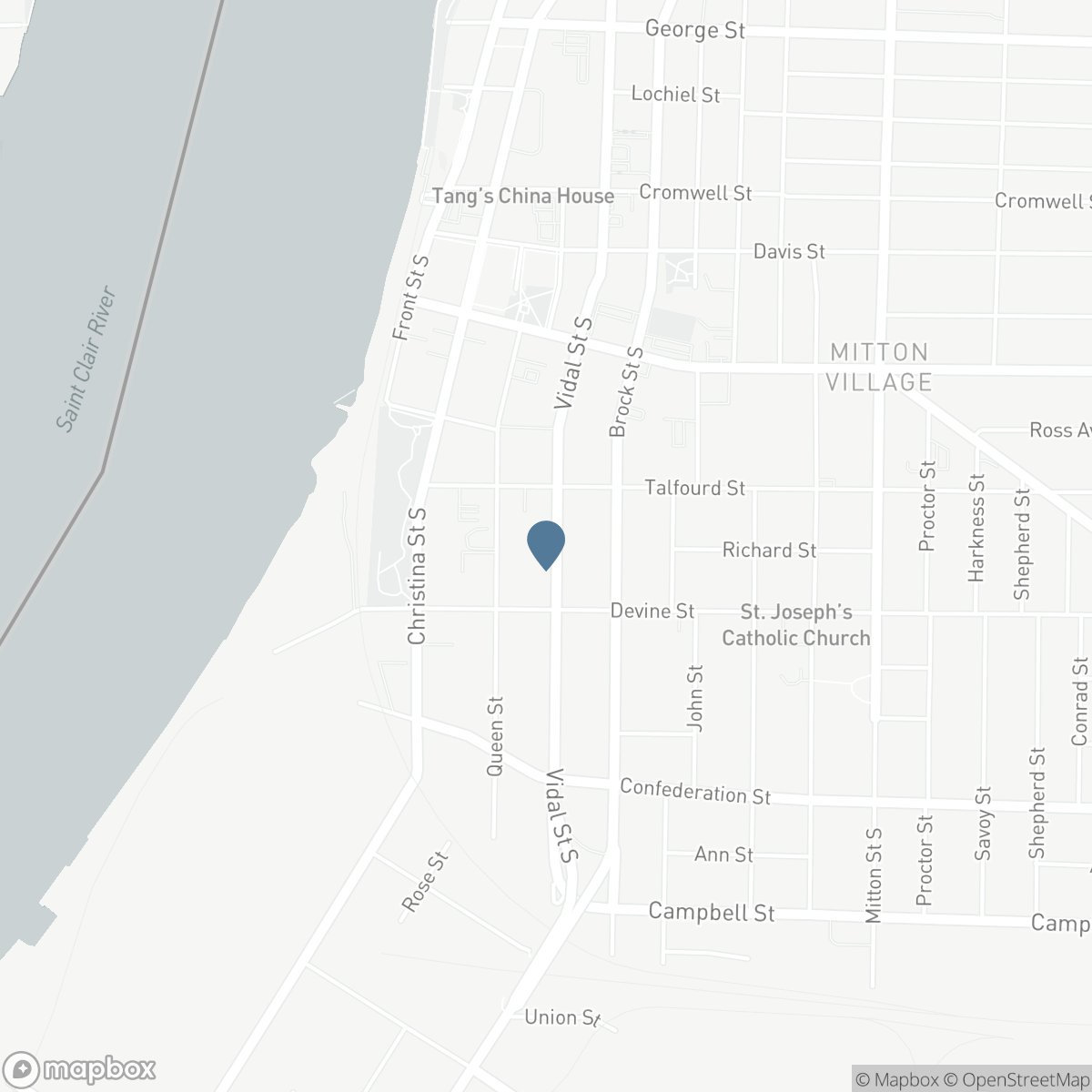 249 Vidal STREET South, Sarnia, Ontario N7T 2T8